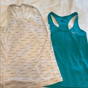 Nike racerback tank bundle, S/XS